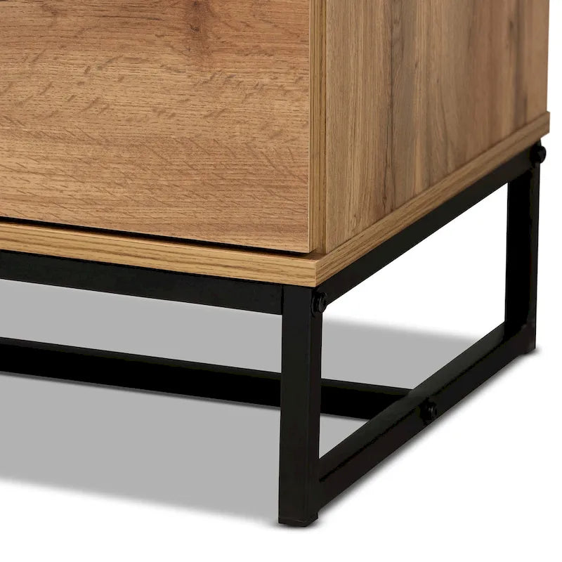 Armoire de chambre à cinq tiroirs en chêne et métal noir