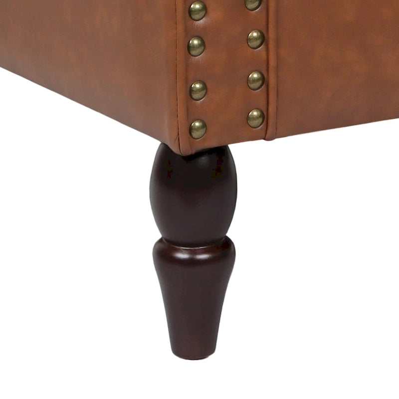 Fauteuil d'appoint en similicuir avec clous décoratifs